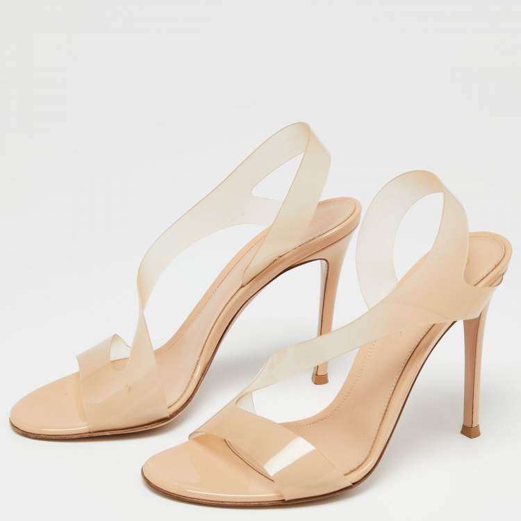 サンダル・ミュール GIANVITO ROSSI Women Sandals G3245895LAC NAPPRAL Beige Strappy 105 leather sandals in beige - Gianvito Rossi