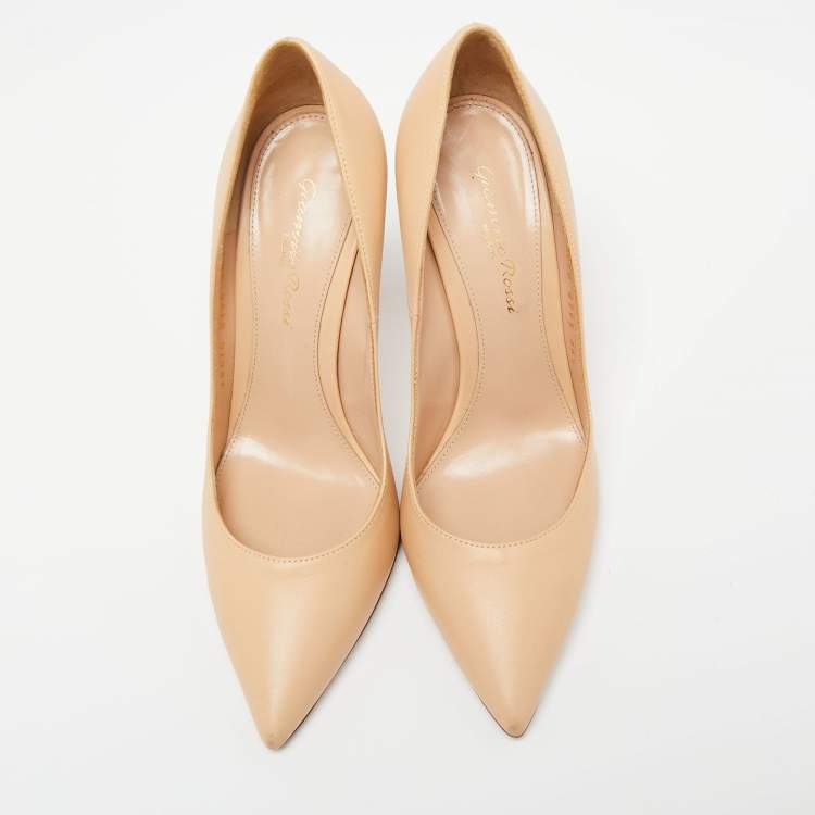 Pre Owned Gianvito Rossi Beige Leather Continuity Pumps Size 36.5