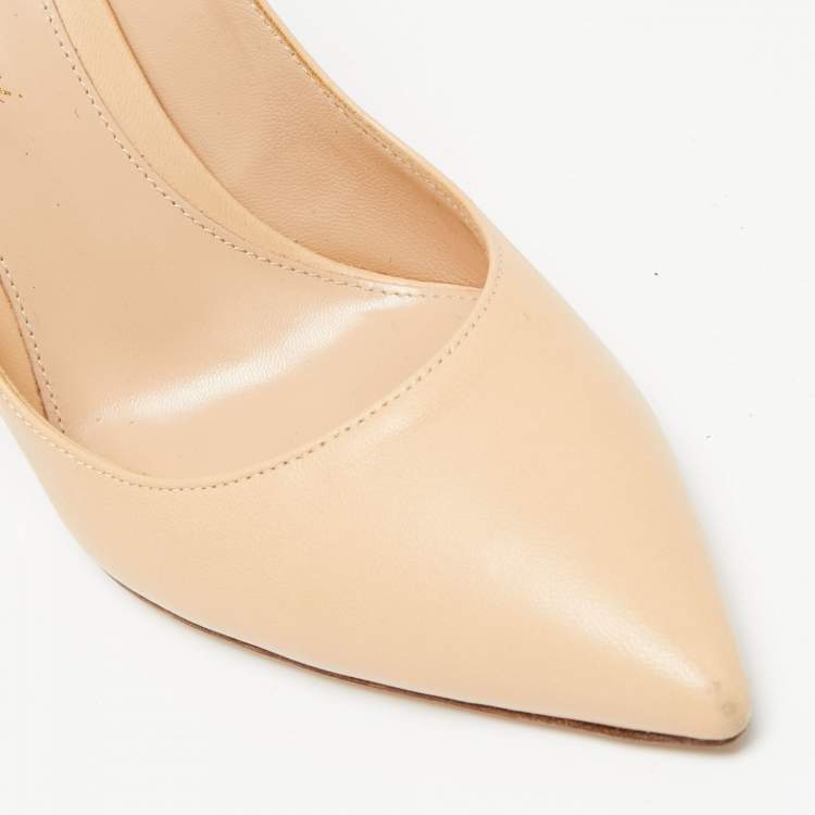 Pre Owned Gianvito Rossi Beige Leather Continuity Pumps Size 36.5