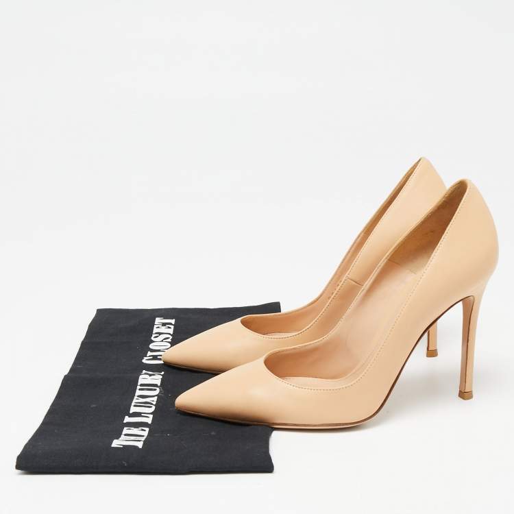 Pre Owned Gianvito Rossi Beige Leather Continuity Pumps Size 36.5