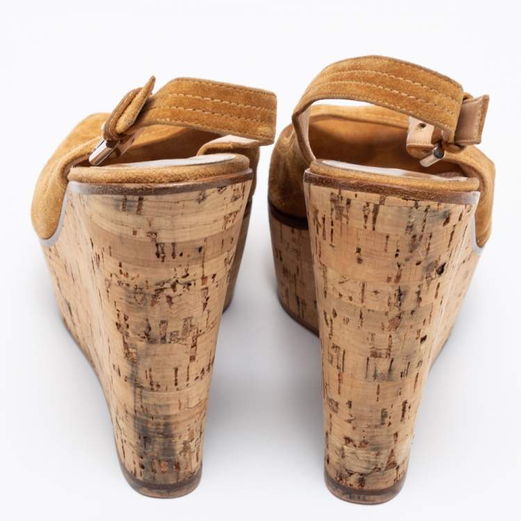 Pre Owned Gianvito Rossi Light Brown Suede Wedge Sandals Size 38