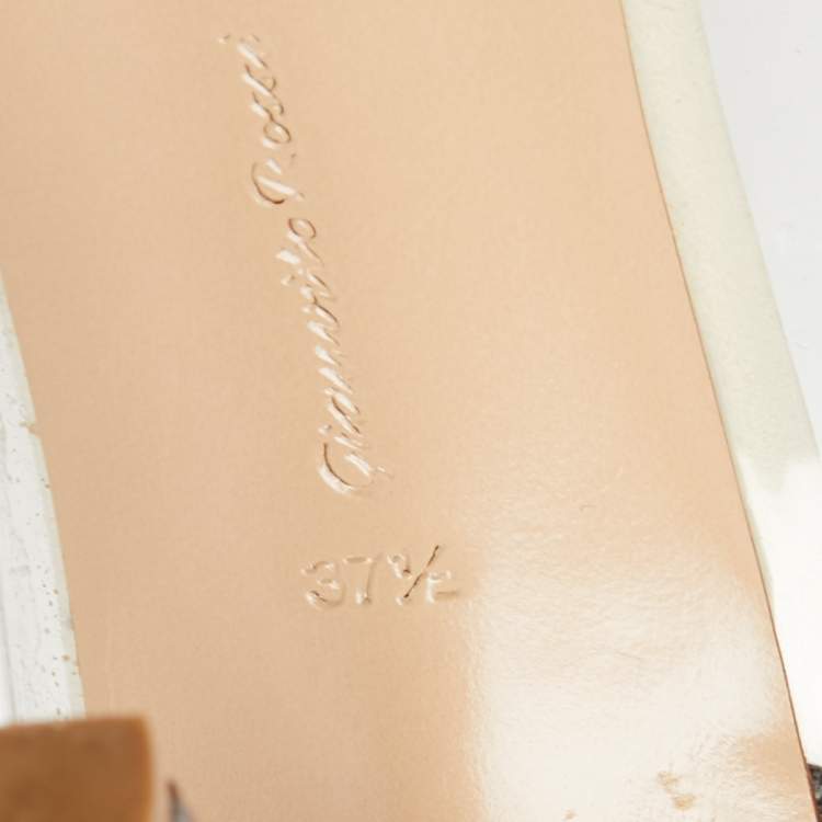 Pre Owned Gianvito Rossi Silver/Grey Leather, Suede and PVC Plexi Pumps Size 37.5