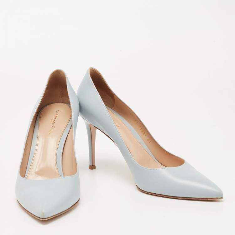 Pre Owned Gianvito Rossi Light Blue Leather Pointed-Toe Pumps Size 41