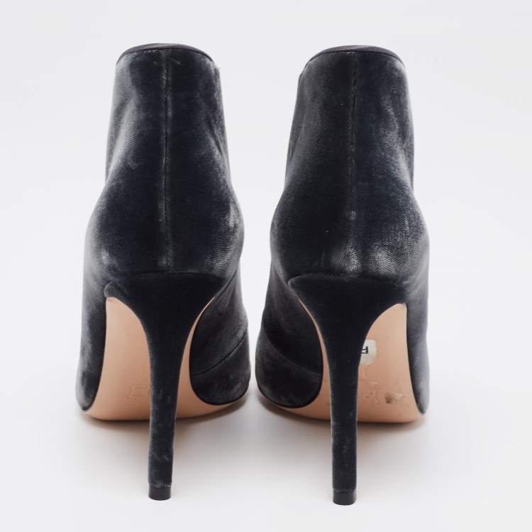 Pre Owned Gianvito Rossi Grey Velvet Vamp Peep-Toe Booties Size 35.5