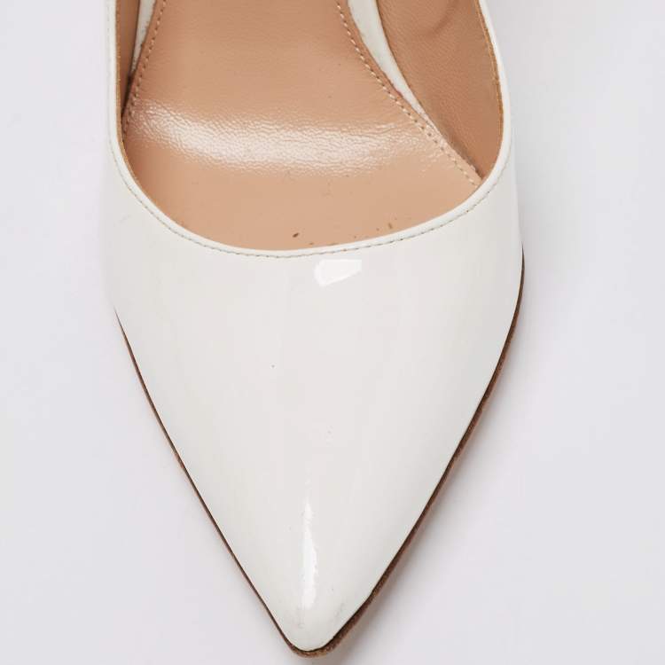 Pre Owned Gianvito Rossi White Patent Leather Pointed Toe  Pumps Size 38