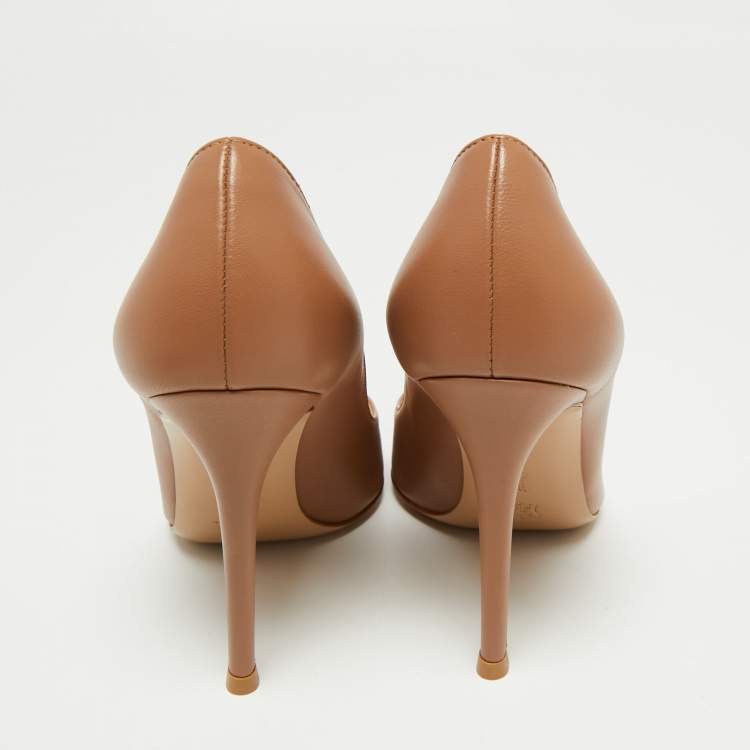 Pre Owned Gianvito Rossi Beige Leather Pointed Toe Pumps Size 36