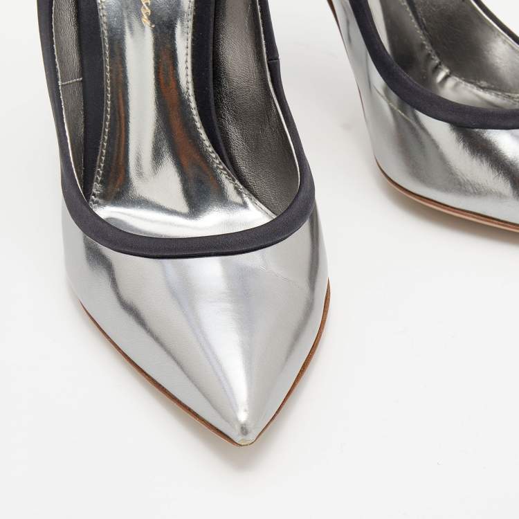 Pre Owned Gianvito Rossi Metallic Silver Patent Leather Pointed Toe Pumps Size 39