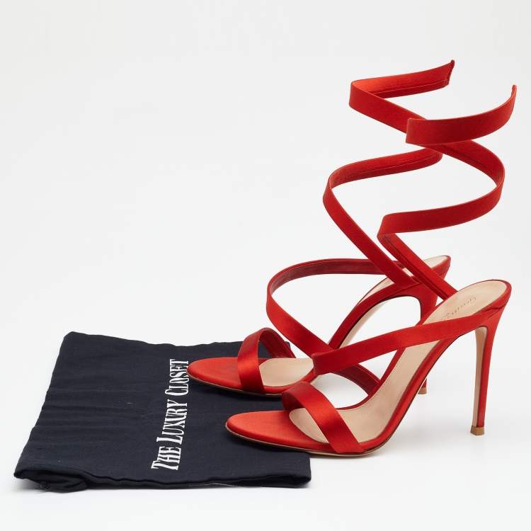 Pre Owned Gianvito Rossi Red Satin Opera Twirl Ankle Wrap Sandals Size 38.5