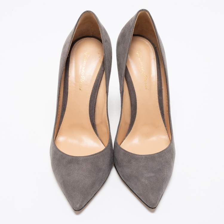 Pre Owned Gianvito Rossi Grey Suede Pointed Toe Pumps Size 40