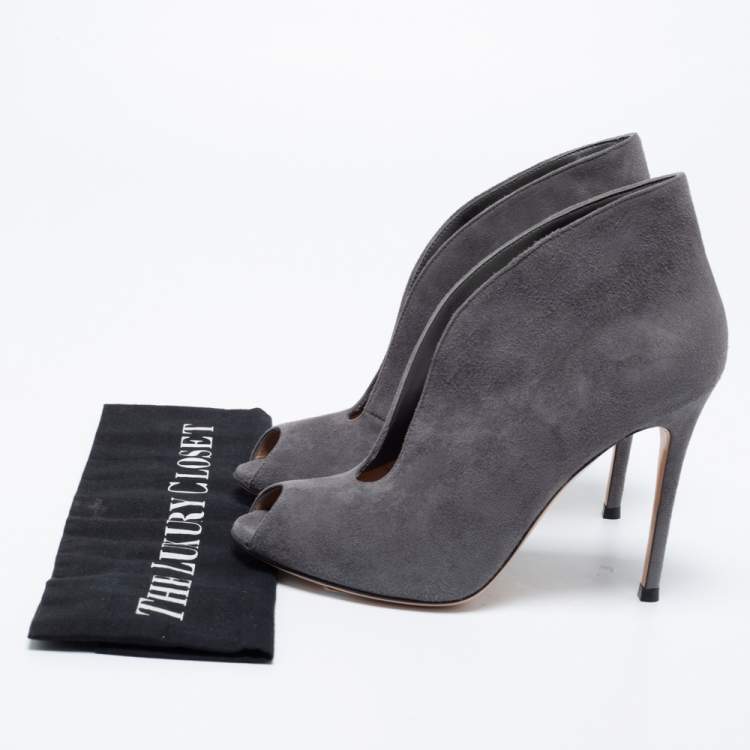 Pre Owned Gianvito Rossi Grey Suede Vamp Peep Toe Booties Size 37.5