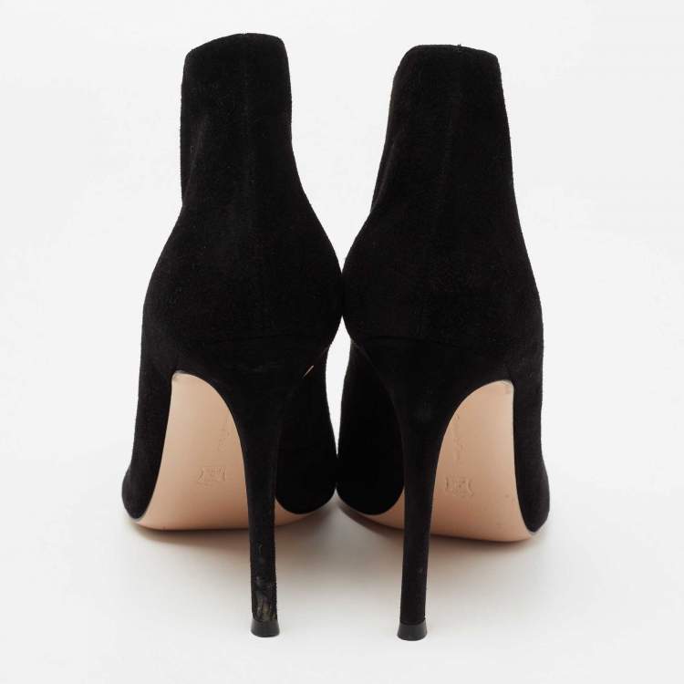 Pre Owned Gianvito Rossi Black Suede Vamp Peep-Toe Booties Size 39