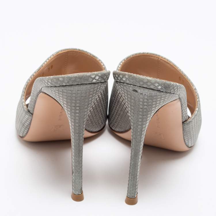 Pre Owned Gianvito Rossi Metallic Grey Textured Fabric Alise Mules Size 38