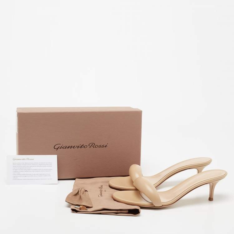 Pre Owned Gianvito Rossi Beige Leather Bijoux Slide Sandals Size 40