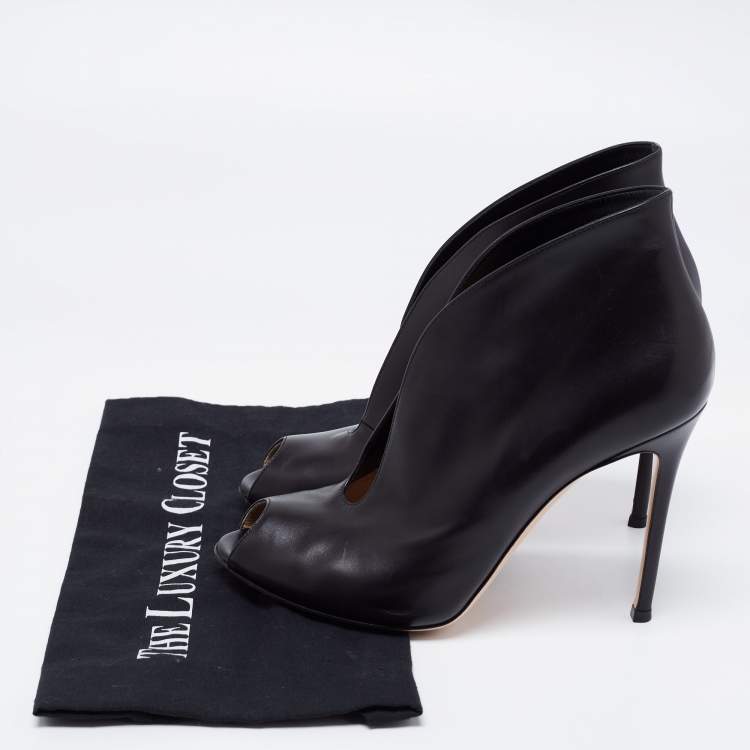 Pre Owned Gianvito Rossi Black Leather Vamp Peep Toe Booties Size 41