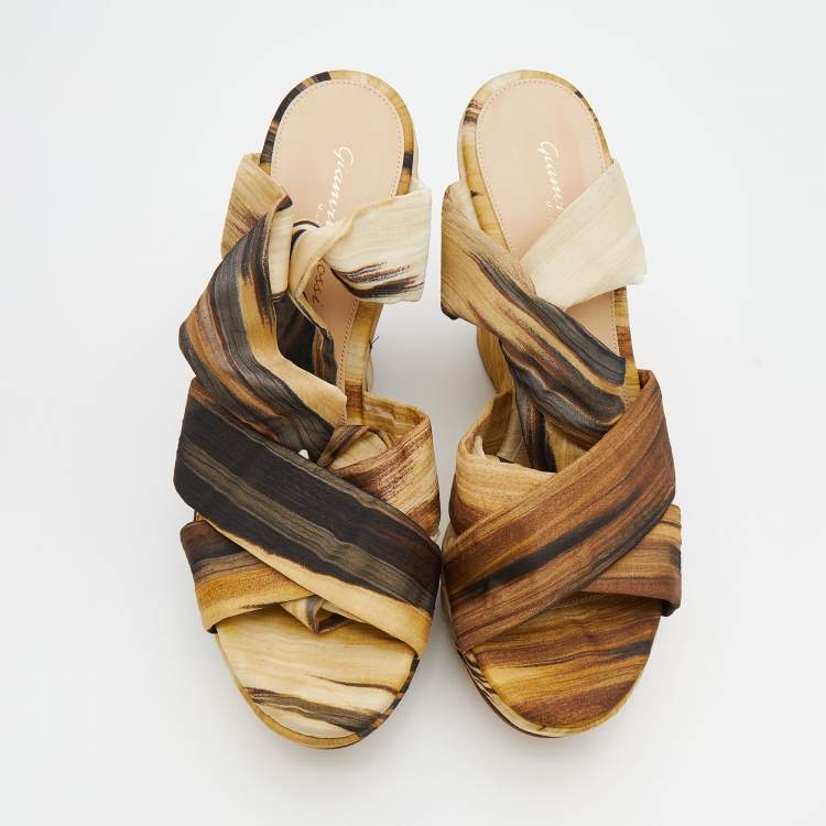 Pre Owned Gianvito Rossi Multicolor Fabric Strappy Ankle Wrap Platform Wedge Sandals Size 38