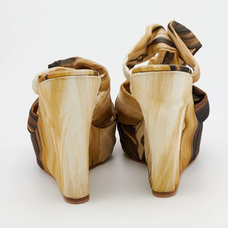 Pre Owned Gianvito Rossi Multicolor Fabric Strappy Ankle Wrap Platform Wedge Sandals Size 38