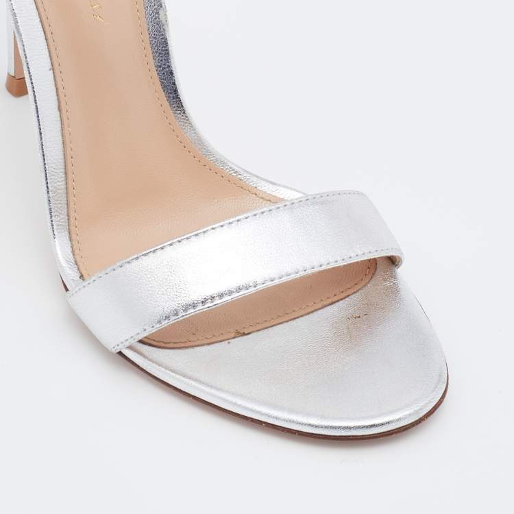 Pre Owned Gianvito Rossi Metallic Silver Leather Portofino Ankle Strap Sandals Size 36