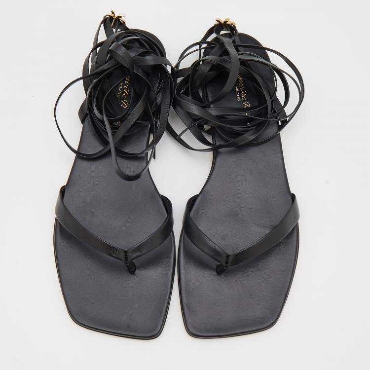 Pre Owned Gianvito Rossi Black Leather Lace-Up Gladiator Flat Sandals Size 38.5