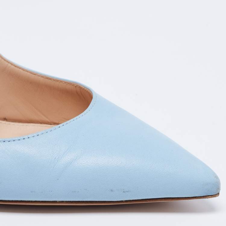مملوكة مسبقًا Gianvito Rossi Light Blue Leather Pointed Toe Pumps Size 40.5
