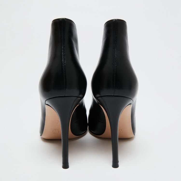 Pre Owned Gianvito Rossi Black Leather Vamp Booties Size 36