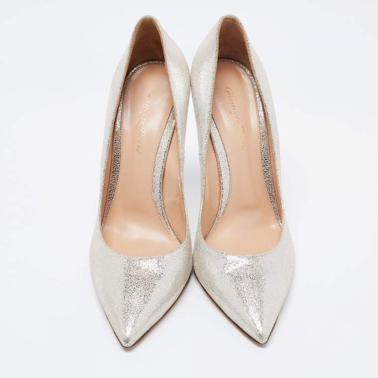 Pre Owned Gianvito Rossi Metallic Silver Suede Pointed Toe Pumps Size 40