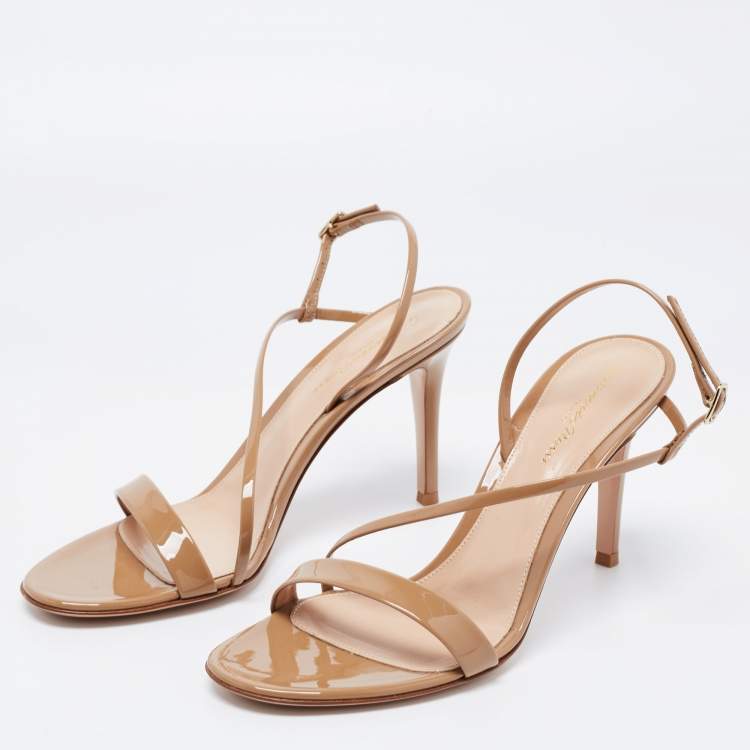 Pre Owned Gianvito Rossi Beige Patent Leather Slingback Sandals Size 38