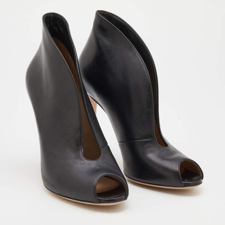 Pre Owned Gianvito Rossi Black Leather Peep Toe Booties Size 39.5