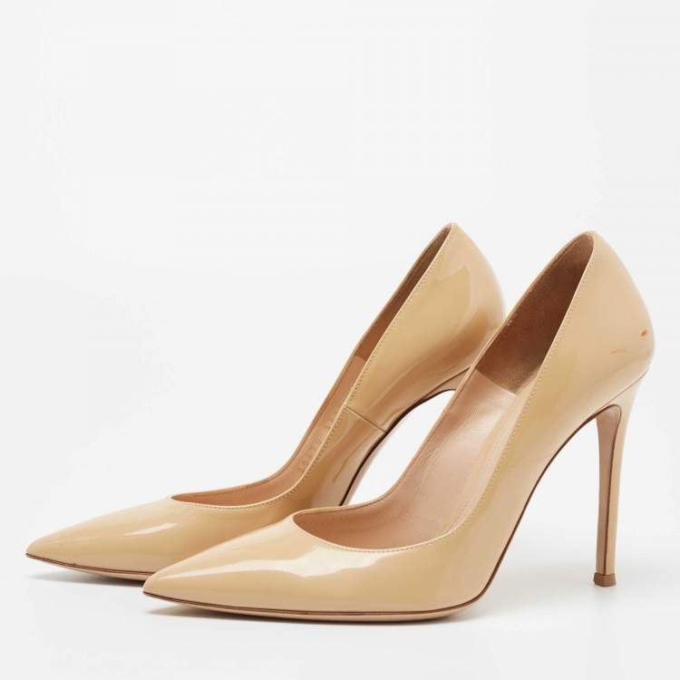 Pre Owned Gianvito Rossi Beige Patent Leather Pointed Toe Pumps Size 38