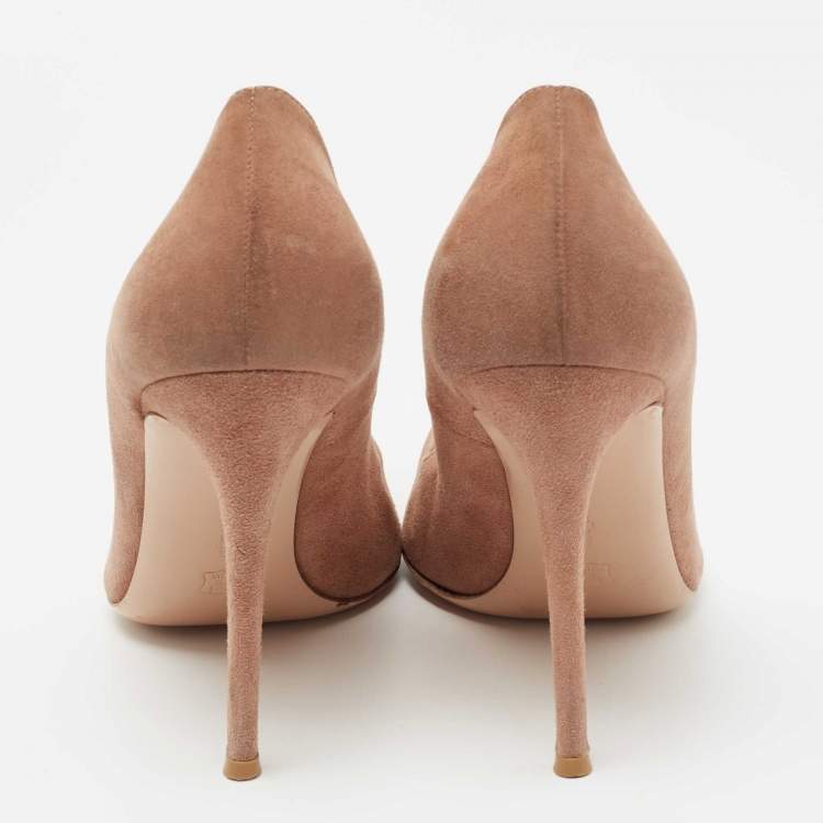 Pre Owned Gianvito Rossi Beige Suede Gianvito Pointed Toe Pumps Size 41