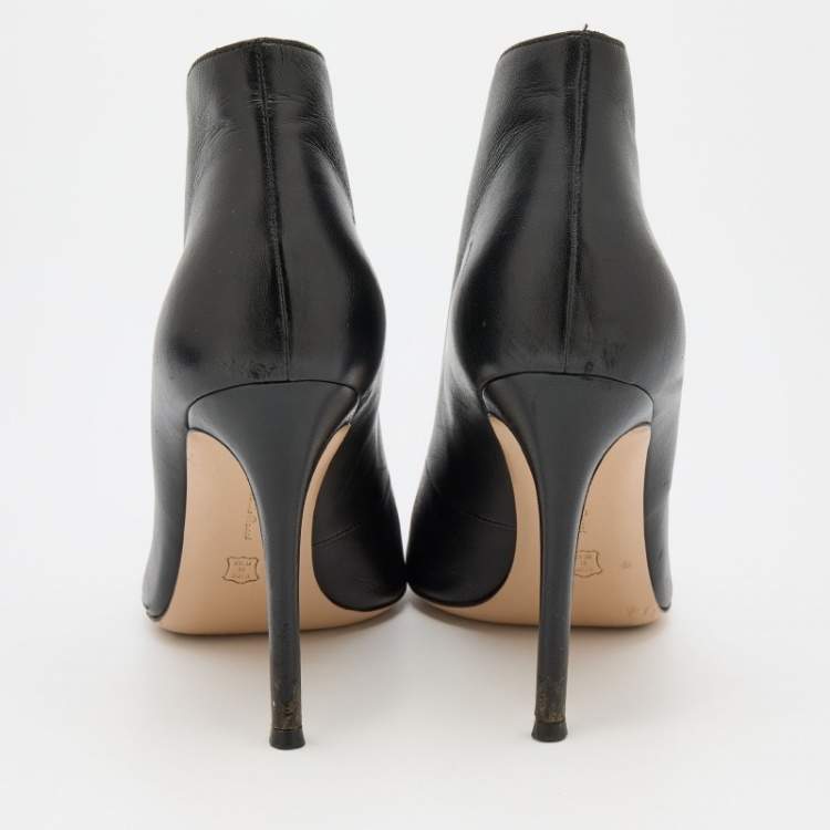 Pre Owned Gianvito Rossi Black Leather Vamp Round Toe Booties Size 38