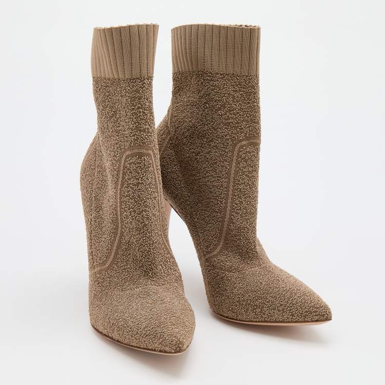 Pre Owned Gianvito Rossi Bisque Knit Fabric Bouclé Katie Ankle Boots Size 37