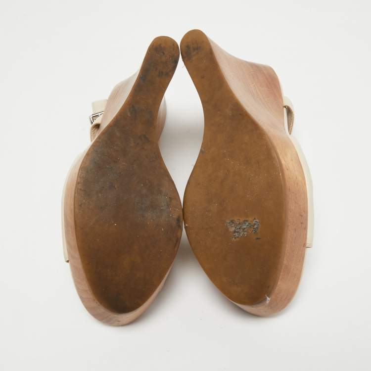 Pre Owned Gianvito Rossi Cream Leather Ankle Strap Platform Wedge Sandals Size 40.5