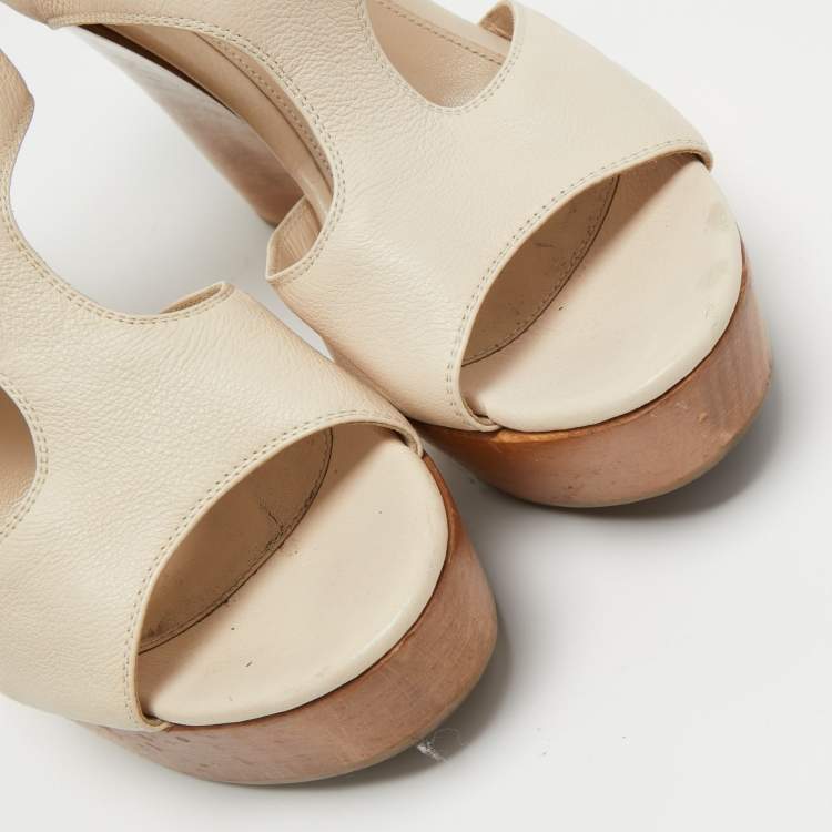 Pre Owned Gianvito Rossi Cream Leather Ankle Strap Platform Wedge Sandals Size 40.5