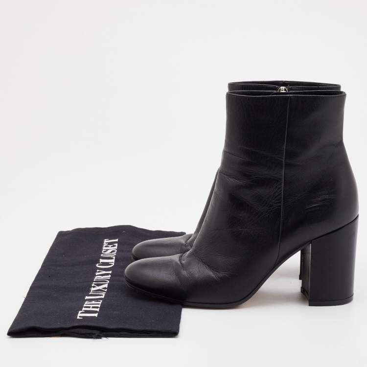 Pre Owned Gianvito Rossi Black Leather Ankle Length Boots Size 37