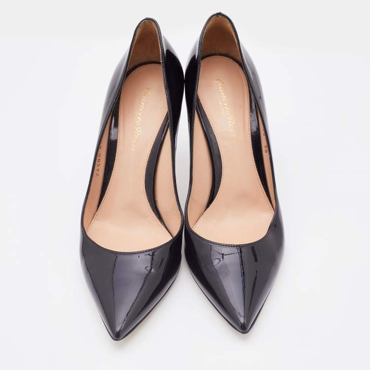 مملوكة مسبقًا Gianvito Rossi Black Patent Leather Pointed Toe Pumps Size 38