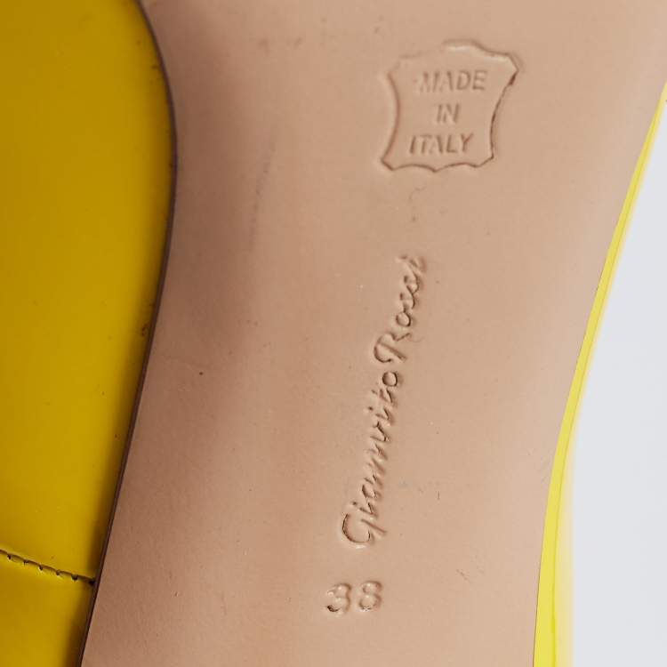 Pre Owned Gianvito Rossi Yellow Patent Leather Pointed Toe Pumps Size 38