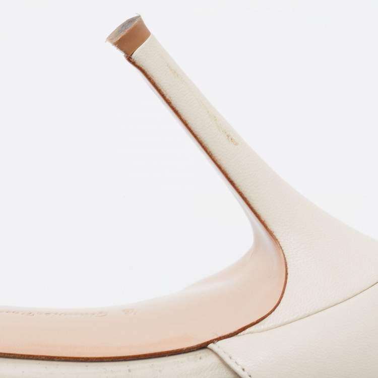 Pre Owned Gianvito Rossi White/Black PVC and Leather Plexi Pumps Size 39