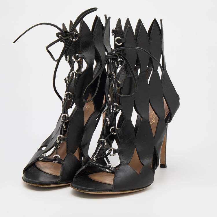 Pre Owned Gianvito Rossi Black Cutout Leather Lace Up Ankle Booties Size 37