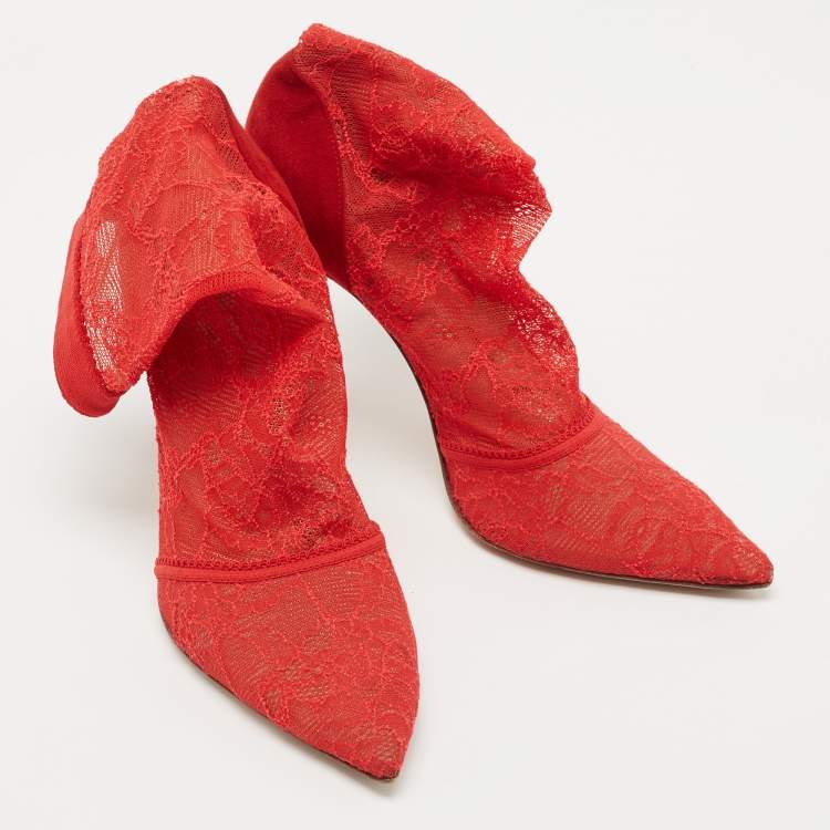 Pre Owned Gianvito Rossi Red Lace and Suede Brinn Booties Size 38.5