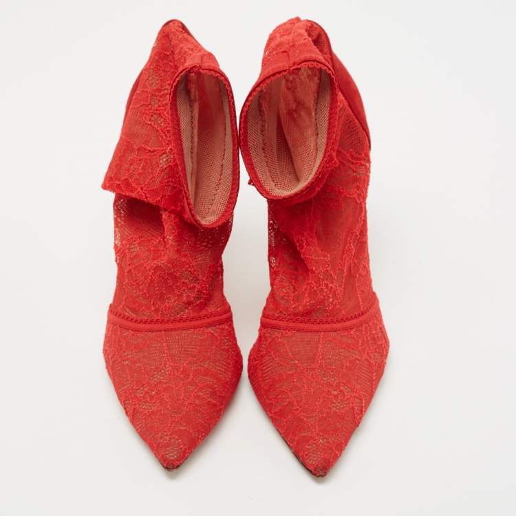 Pre Owned Gianvito Rossi Red Lace and Suede Brinn Booties Size 38.5