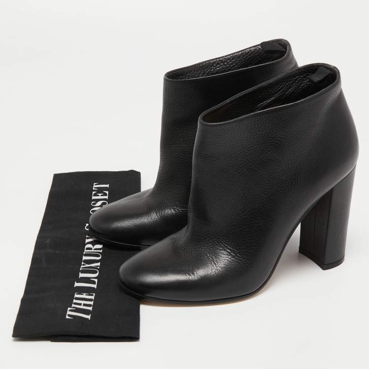 Pre Owned Gianvito Rossi Black Leather Ankle Boots Size 37