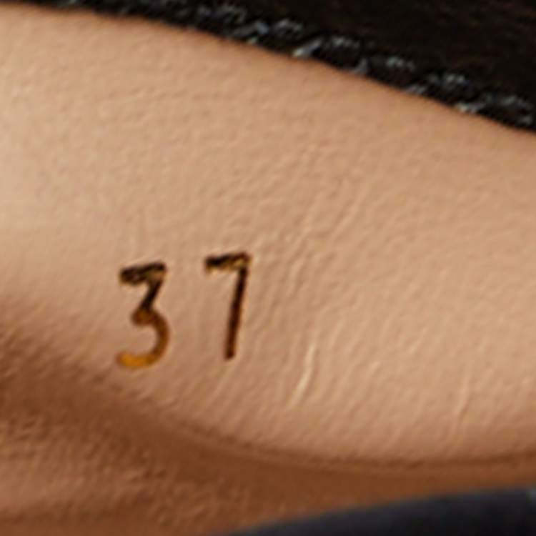 Pre Owned Gianvito Rossi Black Velvet Peep Toe Vamp Ankle Booties Size 37