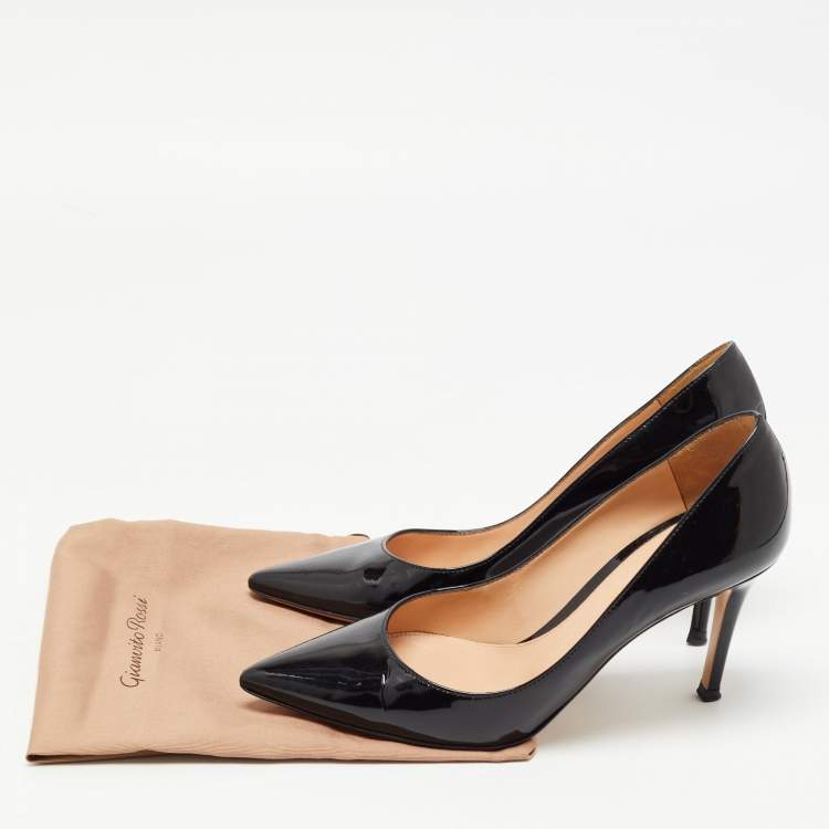 Pre Owned Gianvito Rossi Black Patent Leather Pointed Toe Pumps Size 37