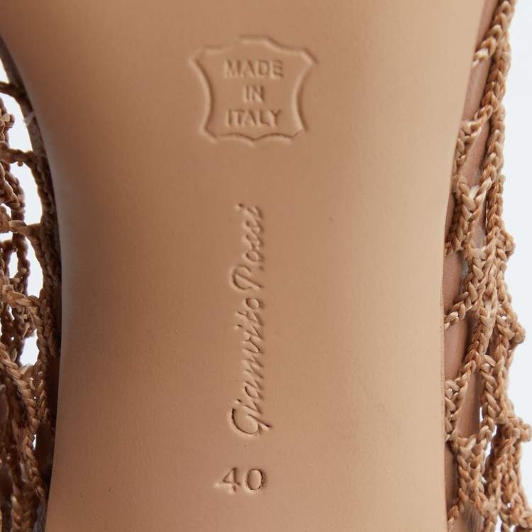 Pre Owned Gianvito Rossi Beige Net and Leather Pumps Size 40
