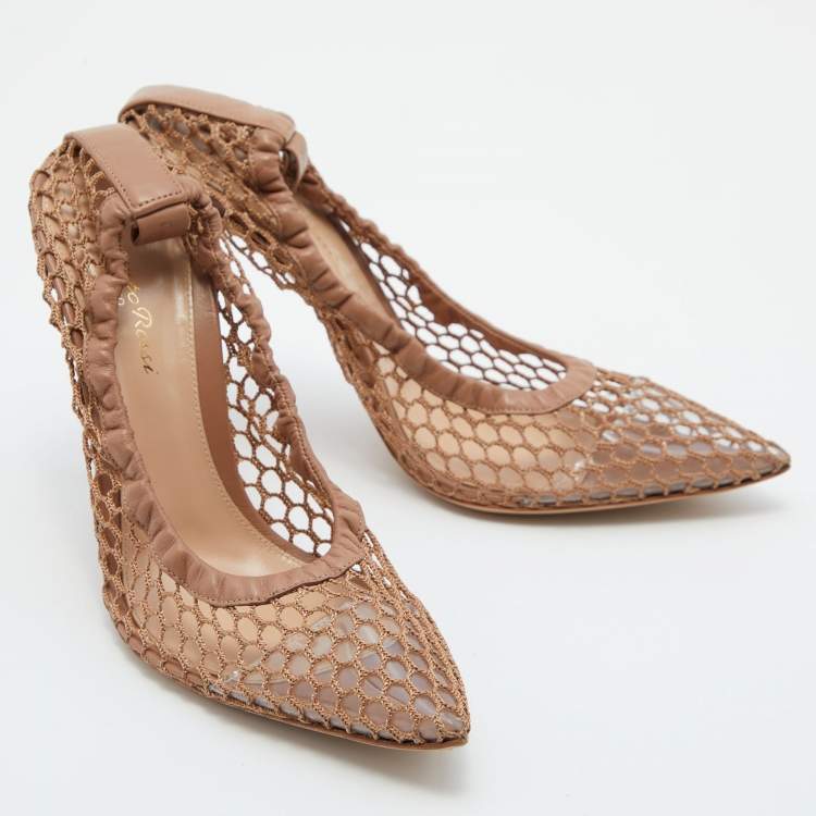 Pre Owned Gianvito Rossi Beige Net and Leather Pumps Size 40