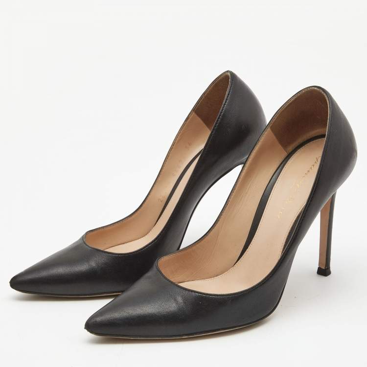Pre Owned Gianvito Rossi Black Leather Pointed Toe Pumps Size 36