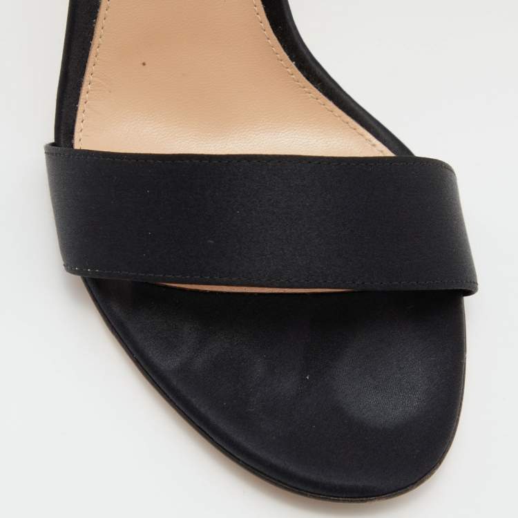 Pre Owned Gianvito Rossi Black Satin Gala Sandals Size 37.5
