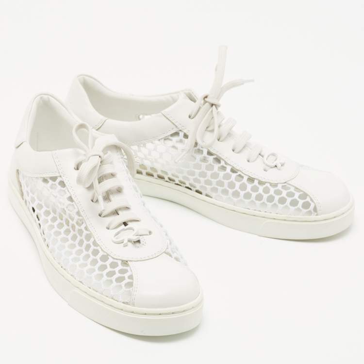 مملوكة مسبقًا Gianvito Rossi White Leather and Fish Net Panel Low Top Sneakers Size 36