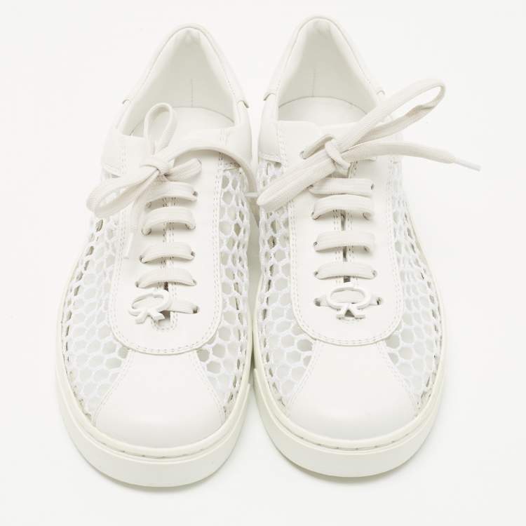 مملوكة مسبقًا Gianvito Rossi White Leather and Fish Net Panel Low Top Sneakers Size 36
