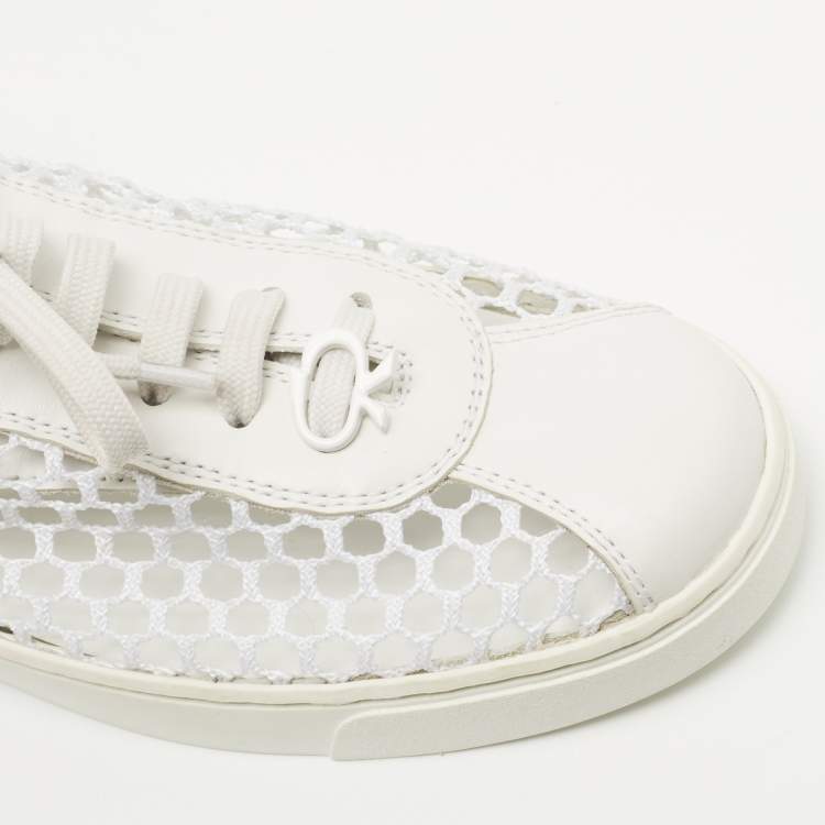 مملوكة مسبقًا Gianvito Rossi White Leather and Fish Net Panel Low Top Sneakers Size 36